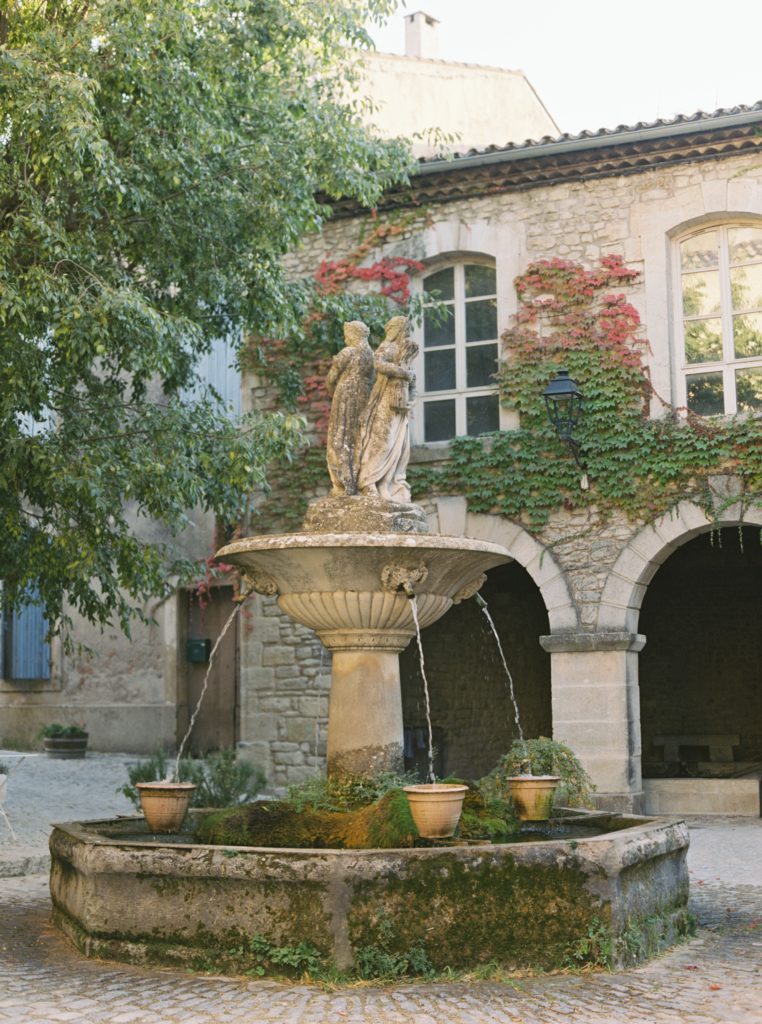 Saignon, a beautiful Provence town by JS Rhos 